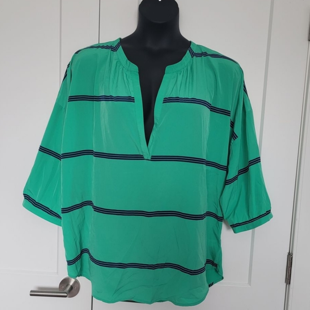 Old Navy flowy blouse